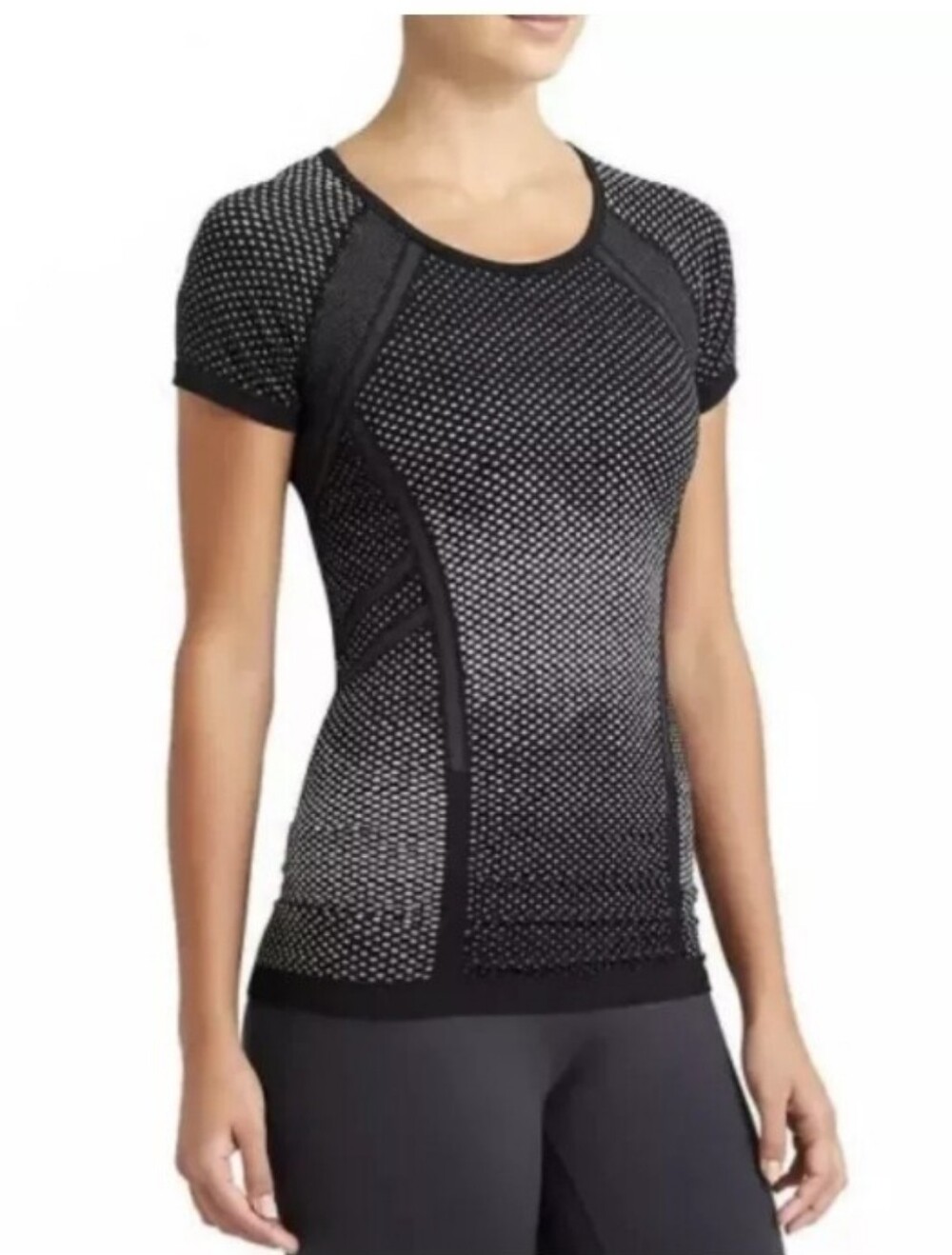 Athleta Fastest Track Athletic Tee Shirt Black White Dot 152505 Women's Medium